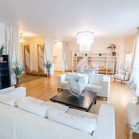 Royal Penthouse Whith Free Parking Lejlighed Riga