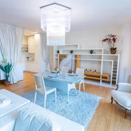 Royal Penthouse Whith Free Parking Lejlighed *