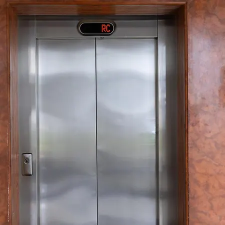 Royal Penthouse Whith Free Parking Riga