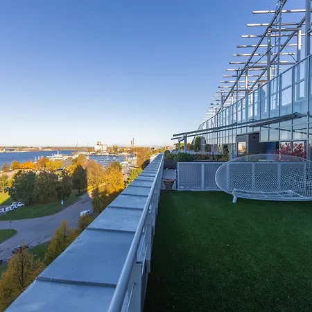 Royal Penthouse Whith Free Parking Apartment Riga