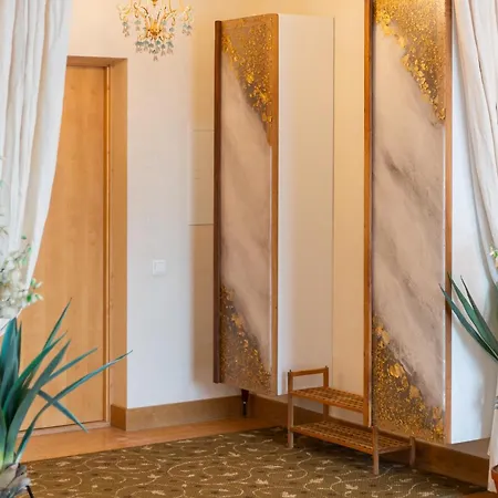 Royal Penthouse Whith Free Parking Apartment *