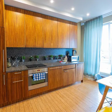Royal Penthouse Whith Free Parking شقة ريغا